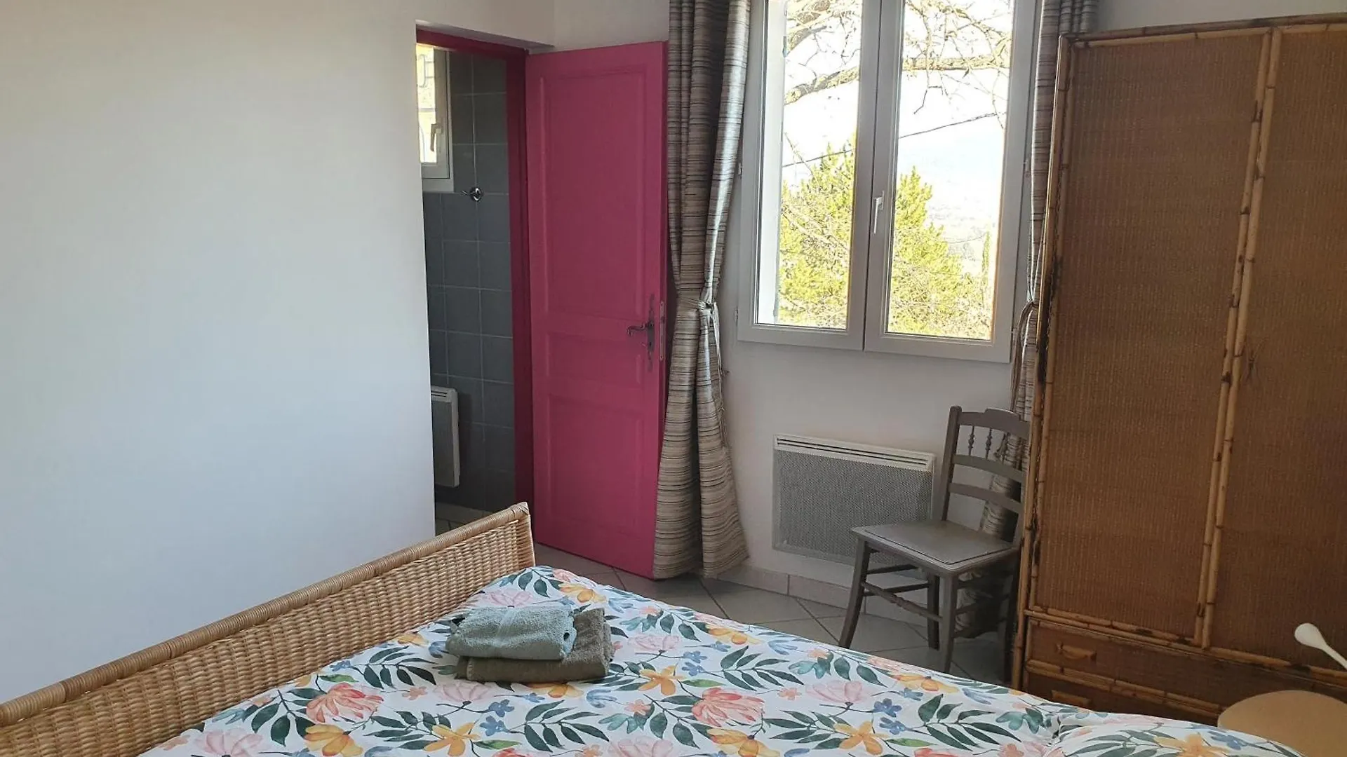 Villa Le Soleil du Ventoux à Entrechaux